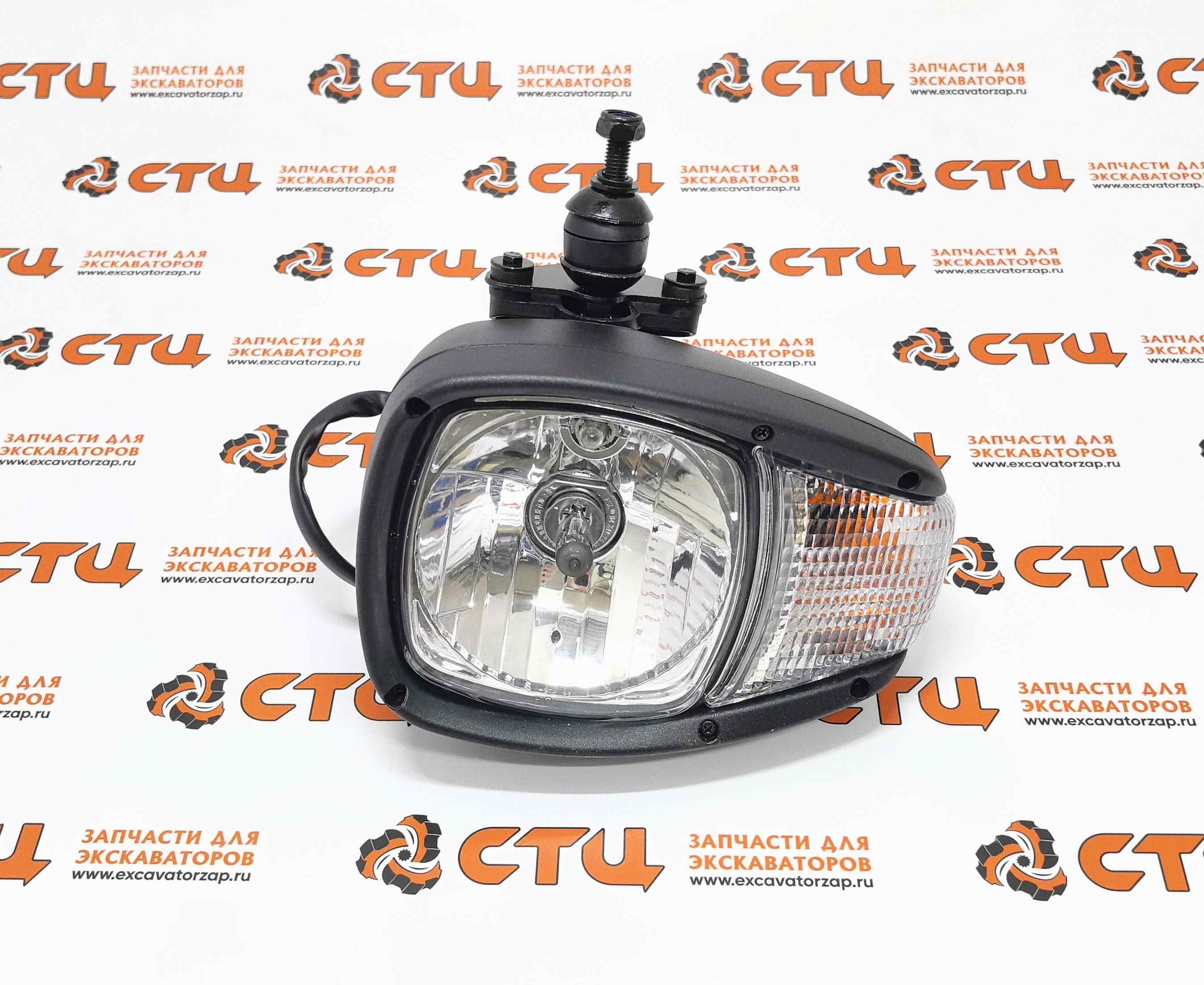 Фара 8910591 24V (головная, правая, нижнее крепление)