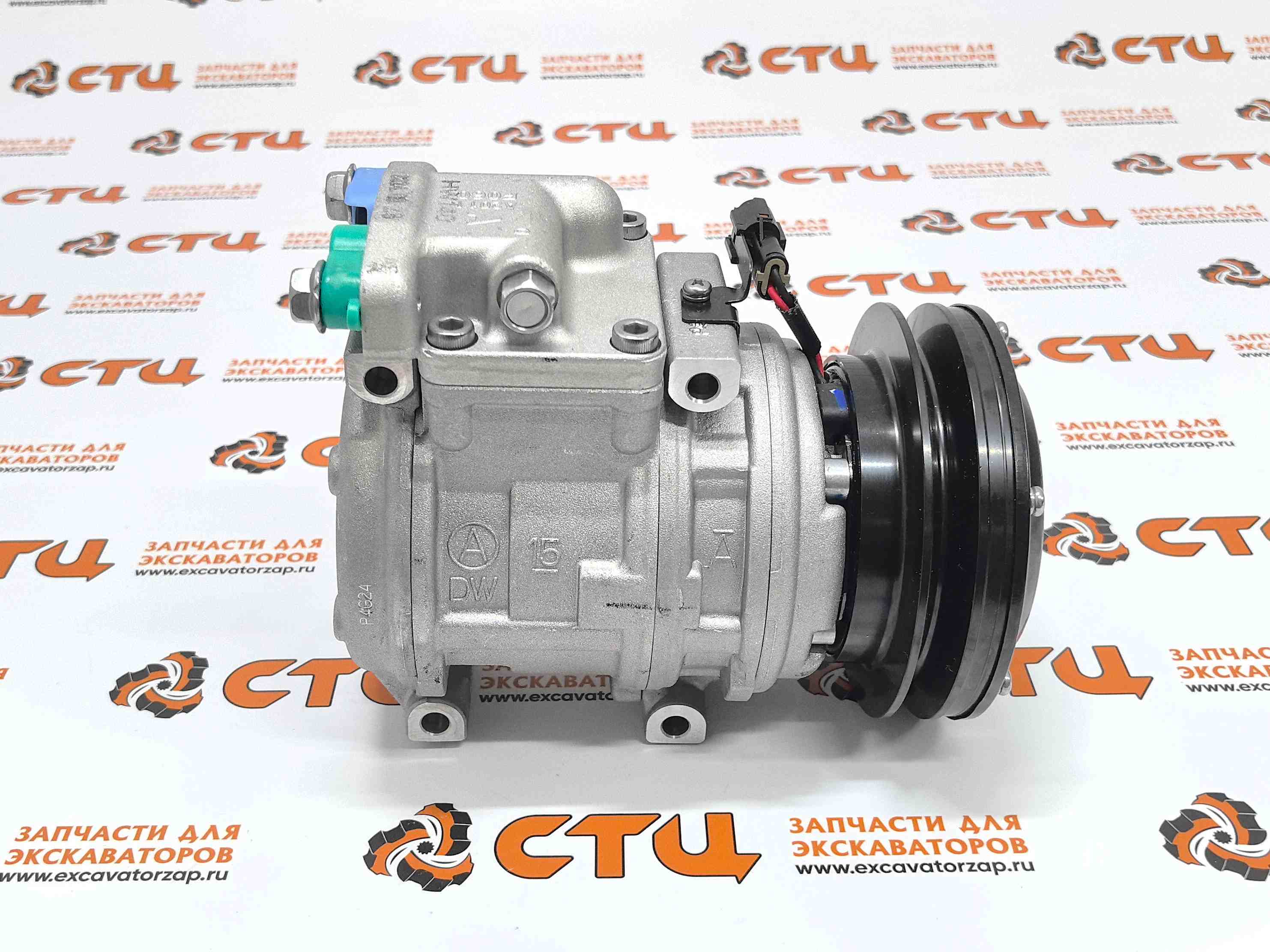 Компрессор кондиционера 11Q6-90090 (аналог, Корея) экскаватора HYUNDAI серии HX, WX